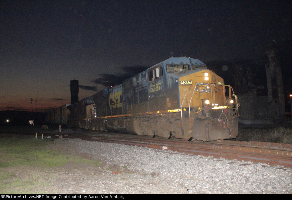 CSXT M606